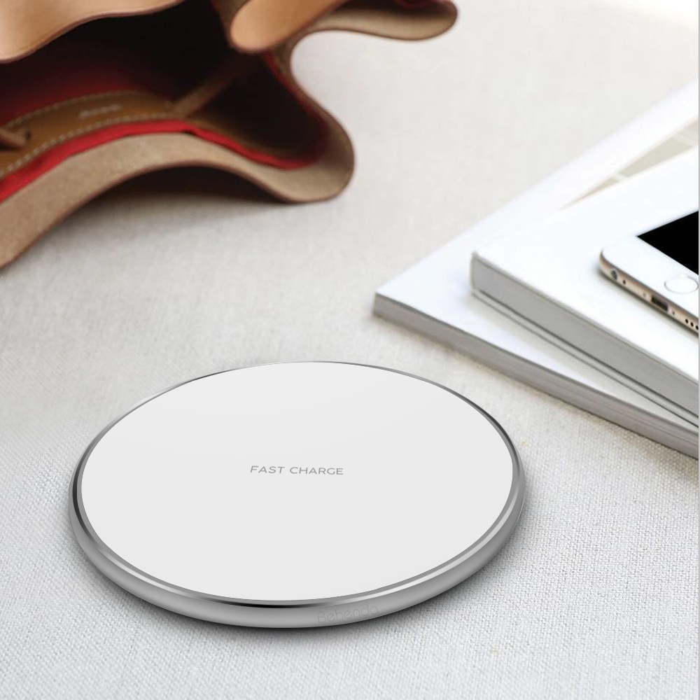 15w Fast Wireless Phone Charger Pad for iPhone or Samsung - Silver